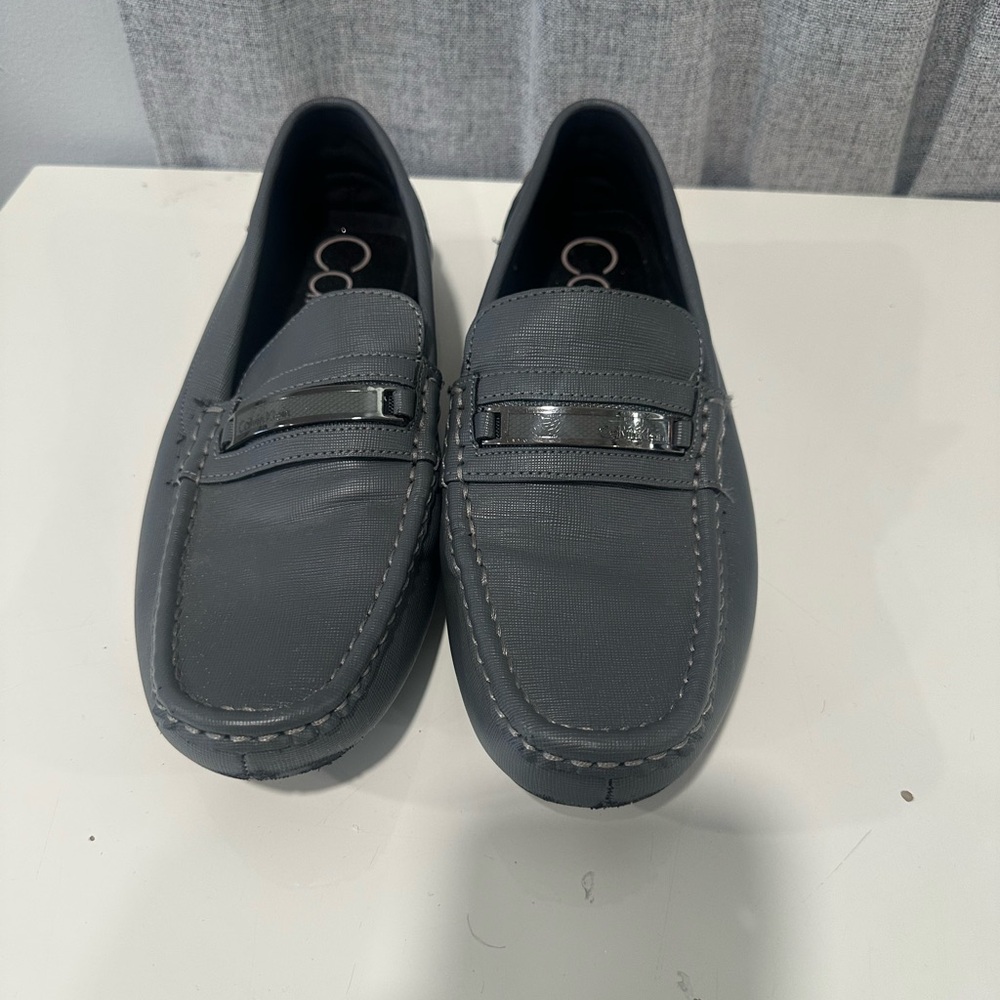 Men's Calvin Klein, Gray Loafers. Size 9.